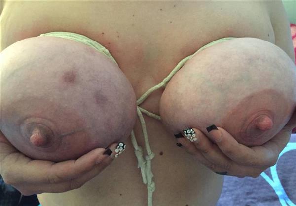 Grote foto zin in een bondageslet erotiek vrouw zoekt mannelijke sekspartner