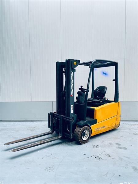 Grote foto jungheinrich efg 220 agrarisch heftrucks