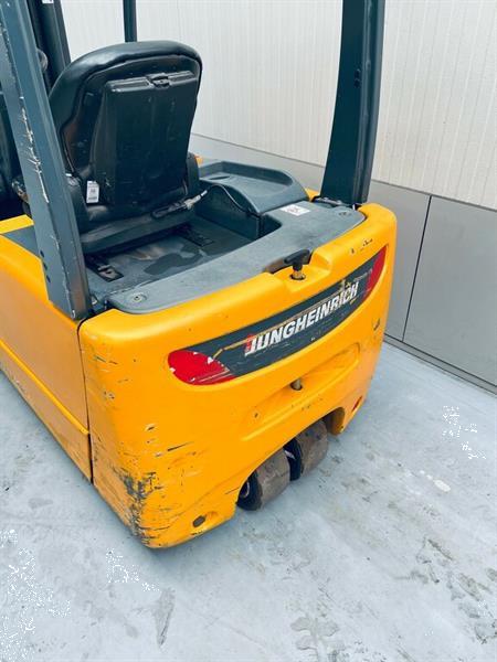 Grote foto jungheinrich efg 220 agrarisch heftrucks