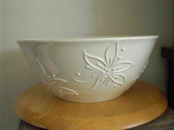 Grote foto handgemaakte aardewerkschaal faire trade huis en inrichting servies