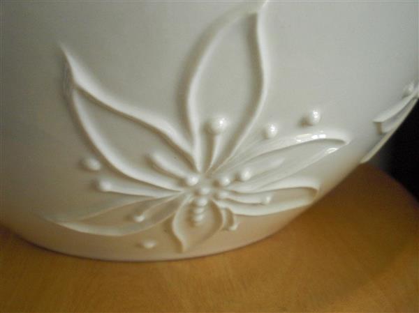 Grote foto handgemaakte aardewerkschaal faire trade huis en inrichting servies