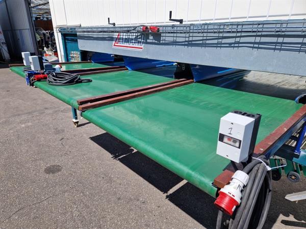 Grote foto allround rollensorteermachine met borstel en toevoerband agrarisch tuinbouw