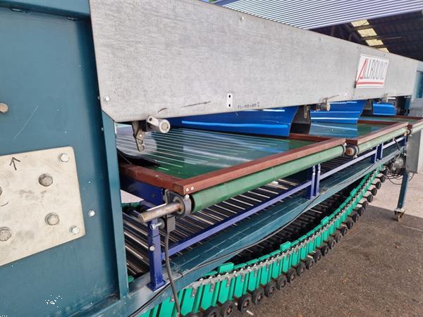 Grote foto allround rollensorteermachine met borstel en toevoerband agrarisch tuinbouw
