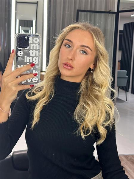 Grote foto single zonder kids zoekt leuke man contacten en berichten vrouw zoekt man