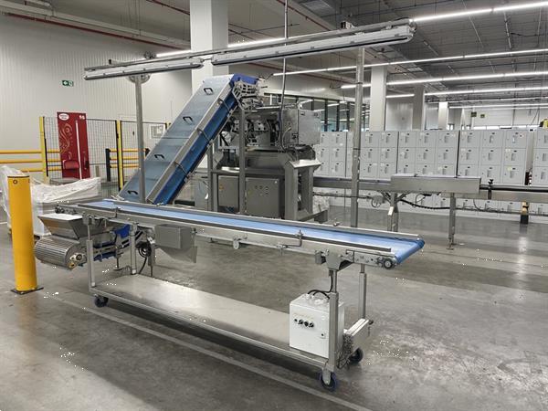 Grote foto newtec pcs2009 afweeglijn voor product in schaaltjes met flowpackmachine agrarisch tuinbouw