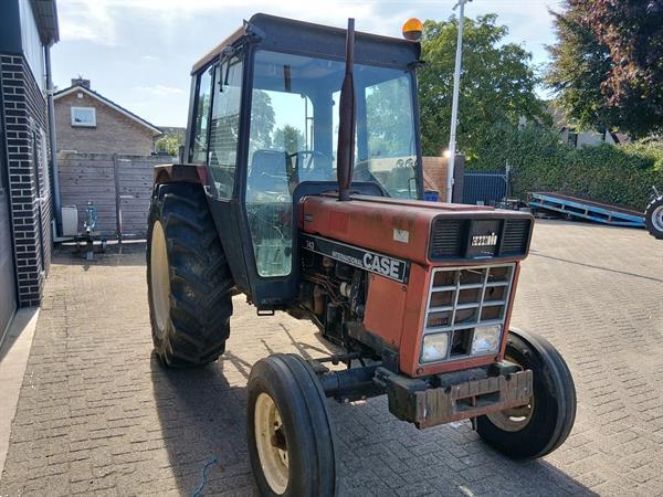 Grote foto case international 743 agrarisch tractoren