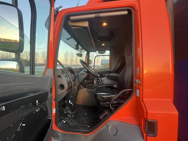 Grote foto vrachtwagen bakwagen daf cf 230fa euro6 apk 11 25 2017 zijdeur laadklep zeer net doe het zelf en verbouw vrachtwagens