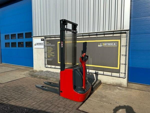Grote foto vs 22322 elektrische duplex stapelaar linde l12i initi le lift doe het zelf en verbouw hefwerktuigen