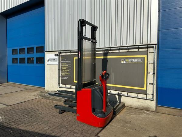Grote foto vs 22322 elektrische duplex stapelaar linde l12i initi le lift doe het zelf en verbouw hefwerktuigen