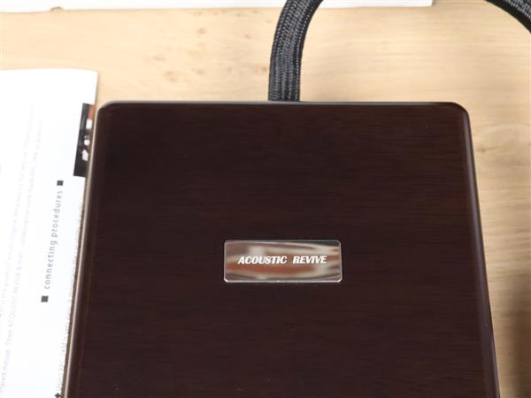 Grote foto acoustic revive rpc 1km eu highend audio power conditioner audio tv en foto algemeen