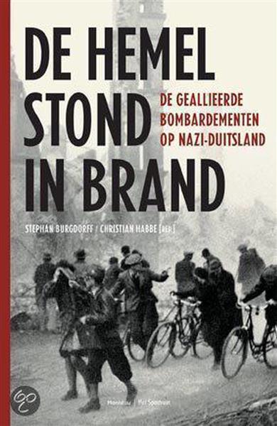 Grote foto de hemel stond in brand boeken geschiedenis wereld