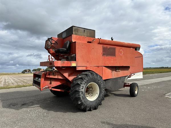 Grote foto laverda m152 agrarisch maaidorsers