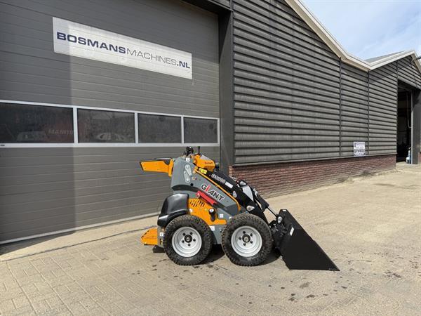 Grote foto giant gs900 skid schranklader minishovel nieuw agrarisch shovels
