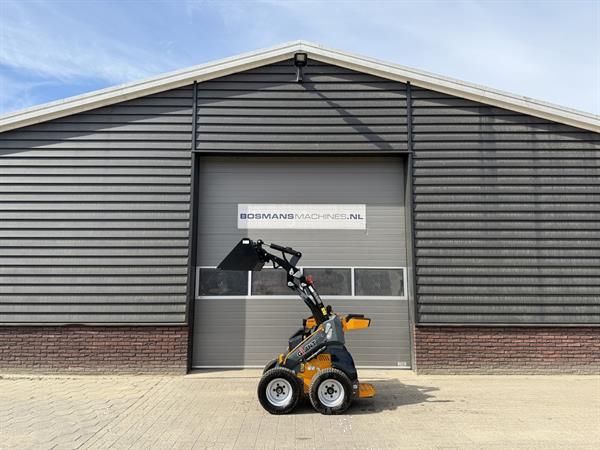 Grote foto giant gs900 skid schranklader minishovel nieuw agrarisch shovels
