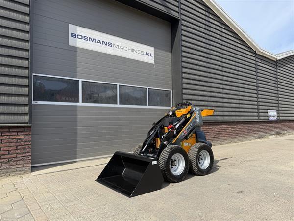 Grote foto giant gs900 skid schranklader minishovel nieuw agrarisch shovels
