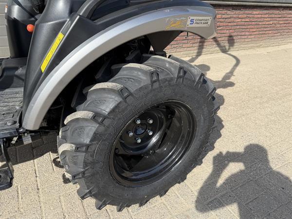 Grote foto solis 26 hst minitractor nieuw black edition brede agri banden agrarisch tractoren