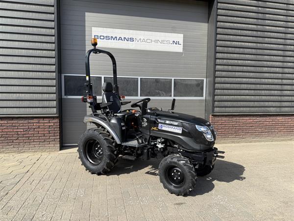 Grote foto solis 26 hst minitractor nieuw black edition brede agri banden agrarisch tractoren