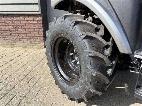 Grote foto solis 26 hst minitractor nieuw black edition brede agri banden agrarisch tractoren