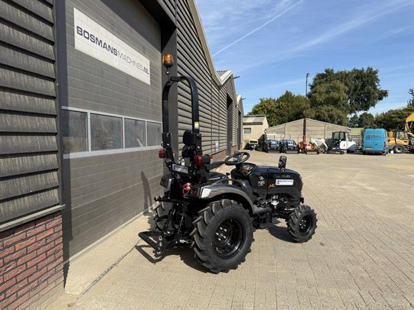 Grote foto solis 26 hst minitractor nieuw black edition brede agri banden agrarisch tractoren