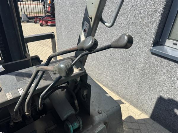 Grote foto yang fd 45 triplo 465 freelift sideshift diesel 1999 agrarisch heftrucks