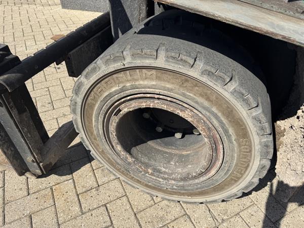 Grote foto yang fd 45 triplo 465 freelift sideshift diesel 1999 agrarisch heftrucks