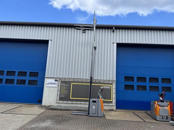 Grote foto vs 22358 elektrische triplex stapelaar still 5.016mm freelift doe het zelf en verbouw hefwerktuigen