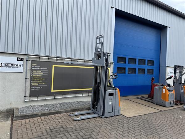 Grote foto vs 22358 elektrische triplex stapelaar still 5.016mm freelift doe het zelf en verbouw hefwerktuigen