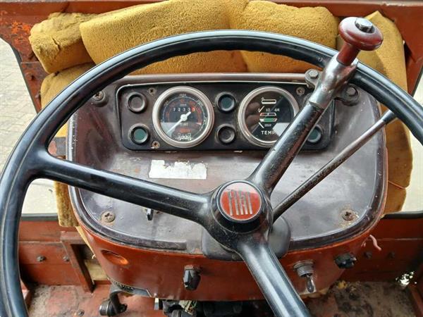 Grote foto fiat 640 trekker agrarisch tractoren