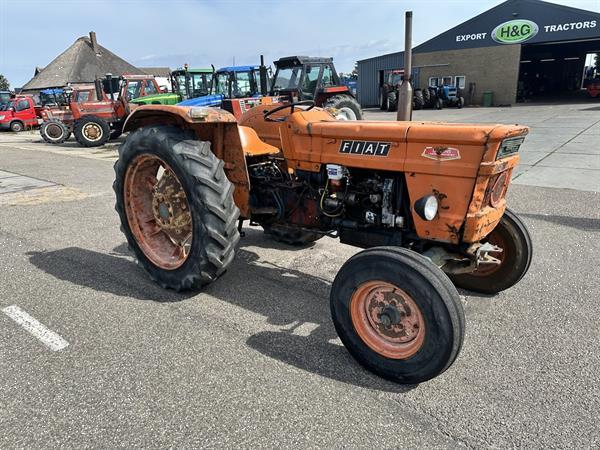 Grote foto fiat 640 agrarisch tractoren