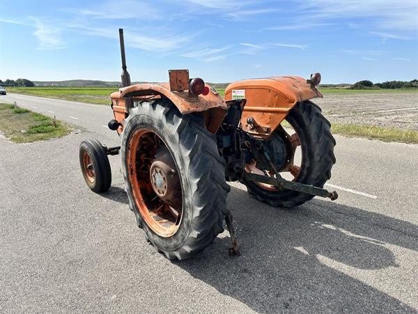 Grote foto fiat 640 agrarisch tractoren