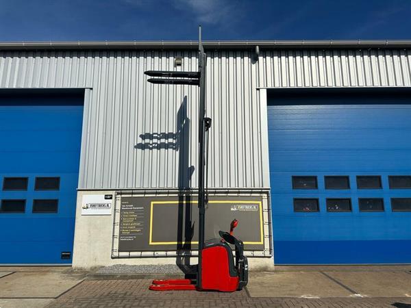 Grote foto vs 22347 elektrische triplex stapelaar linde l14 initi le lift 4.266mm doe het zelf en verbouw hefwerktuigen