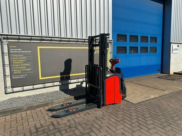 Grote foto vs 22347 elektrische triplex stapelaar linde l14 initi le lift 4.266mm doe het zelf en verbouw hefwerktuigen