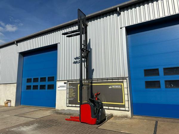 Grote foto vs 22347 elektrische triplex stapelaar linde l14 initi le lift 4.266mm doe het zelf en verbouw hefwerktuigen