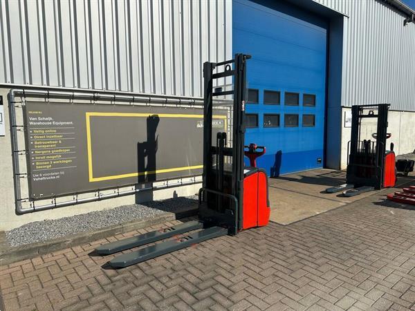 Grote foto vs 22342 elektrische stapelaar linde l16 initiele lift 3.744mm lange lepels doe het zelf en verbouw hefwerktuigen