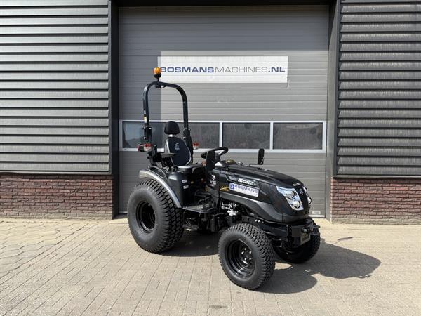 Grote foto solis 26 hst minitractor nieuw black edition hoge gazonbanden agrarisch tractoren