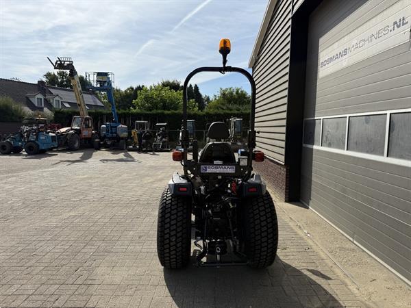 Grote foto solis 26 hst minitractor nieuw black edition hoge gazonbanden agrarisch tractoren