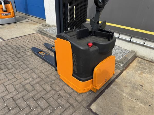 Grote foto vs 22355 elektrische triplex stapelaar still egvs14 4.940mm doe het zelf en verbouw hefwerktuigen