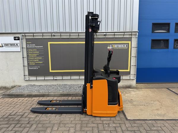 Grote foto vs 22355 elektrische triplex stapelaar still egvs14 4.940mm doe het zelf en verbouw hefwerktuigen