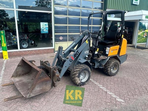 Grote foto giant d263sw 775238 agrarisch akkerbouw