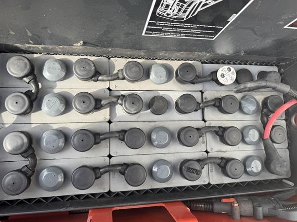 Grote foto vs 22345 elektrische triplex stapelaar linde l14 initi le lift accu2020 doe het zelf en verbouw hefwerktuigen