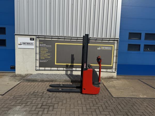 Grote foto vs 22331 elektrische compacte stapelaar linde. l10b 1.462mm doe het zelf en verbouw hefwerktuigen