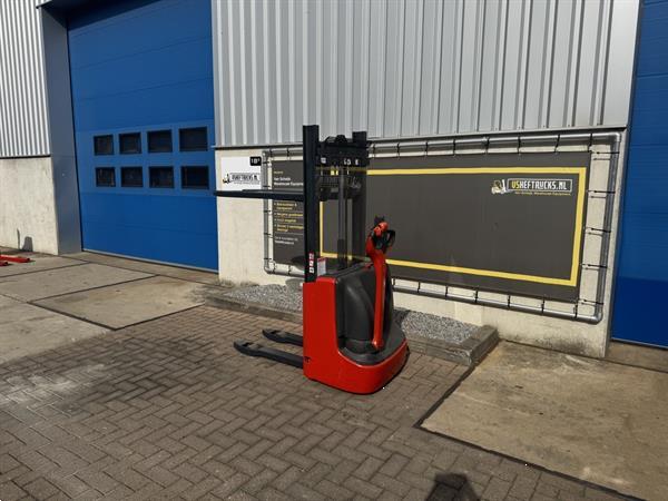 Grote foto vs 22331 elektrische compacte stapelaar linde. l10b 1.462mm doe het zelf en verbouw hefwerktuigen