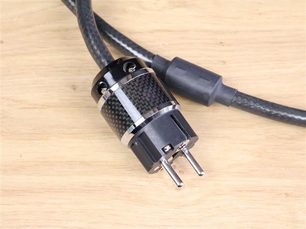 Grote foto t a power three hd carbon audio power cable 1 0 metre audio tv en foto onderdelen en accessoires