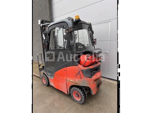 Grote foto heftruck linde h.16.t 01 agrarisch heftrucks