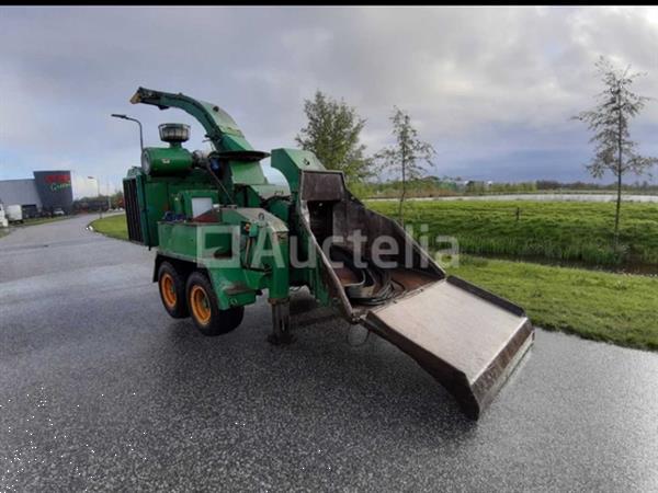 Grote foto morbark typhoon shredder met caterpillar motor doe het zelf en verbouw ijzerwaren en bevestigingsmiddelen