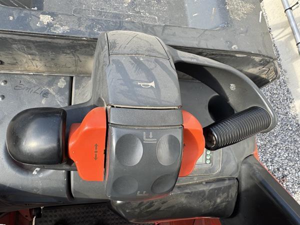 Grote foto vs 22335 elektrische meerijd palletwagen linde t 20 sp bj2012 doe het zelf en verbouw hefwerktuigen