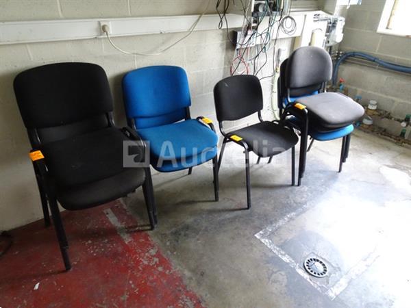 Grote foto statafel met 8 stoffen stoelen doe het zelf en verbouw hefwerktuigen