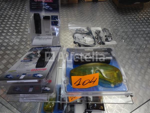Grote foto inhoud van de vitrine doe het zelf en verbouw hefwerktuigen
