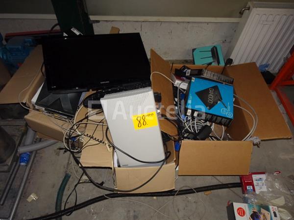 Grote foto te controleren computer en telecomapparatuur doe het zelf en verbouw hefwerktuigen
