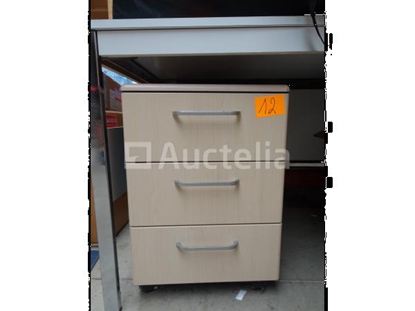 Grote foto tafel en bureauset 5 stuks met 2 stoelen op wielen en een verrijdbaar meubel met 3 lades doe het zelf en verbouw hefwerktuigen
